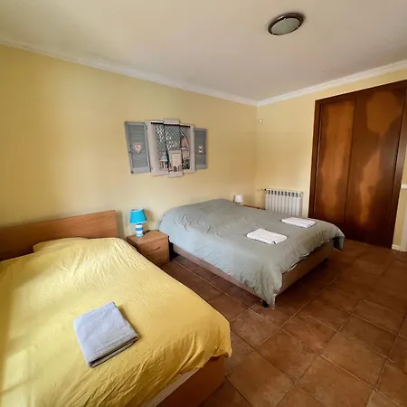 Spacious Ground-floor With Private & Heated Pool * Sao Martinho do Porto