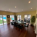 Spacious Ground-floor With Private & Heated Pool Villa São Martinho do Porto