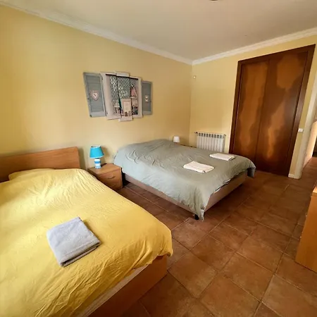 别墅 Spacious Ground-floor With Private & Heated Pool