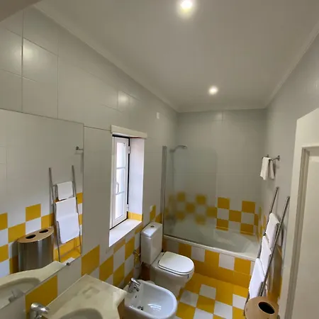 Spacious Ground-floor With Private & Heated Pool 别墅 *