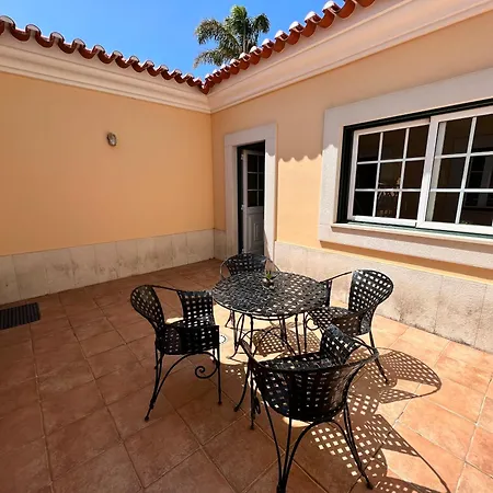 Spacious Ground-floor With Private & Heated Pool 圣马蒂纽·杜·波特