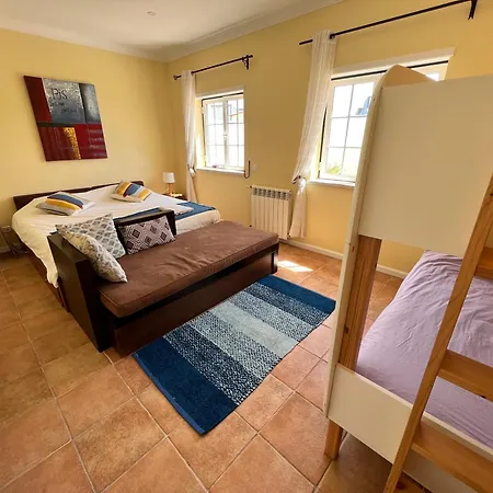 Spacious Ground-floor With Private & Heated Pool 别墅 *