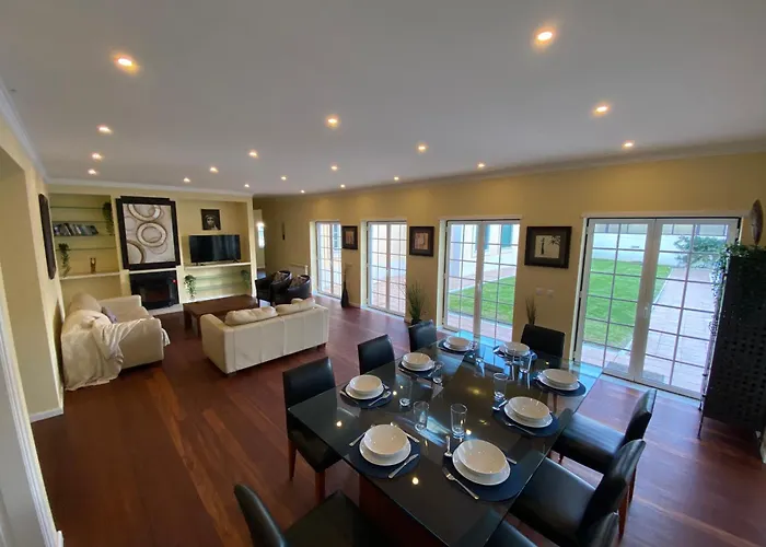 Villa Spacious Ground-floor With Private & Heated Pool *